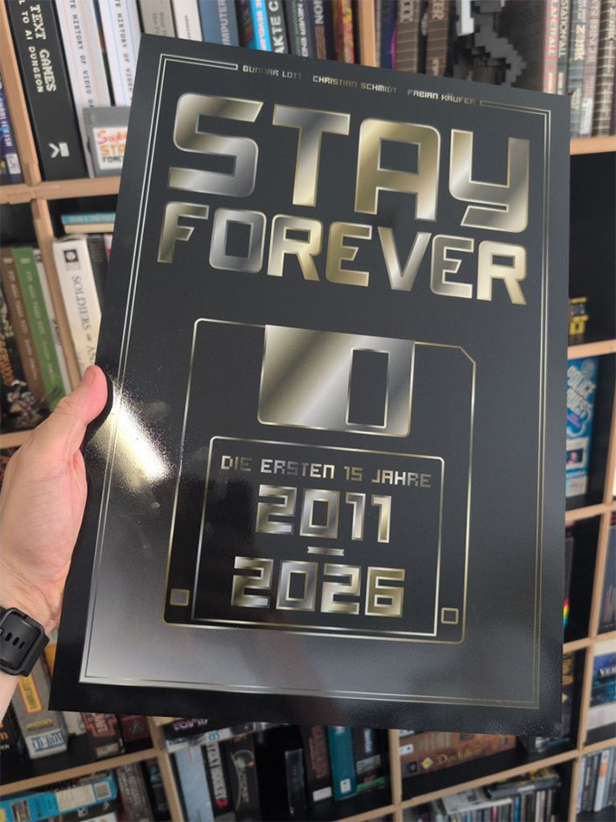 Metalltafel zum Stay-Forever-Jubiläum